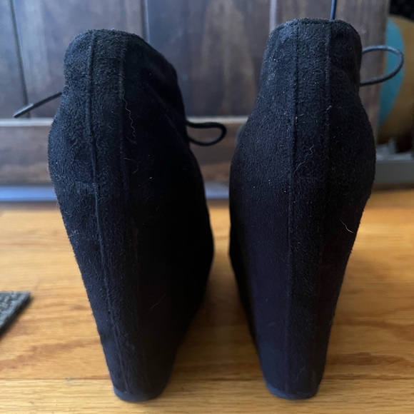 Breckelles faux suede wedges size 7 - Picture 7 of 8